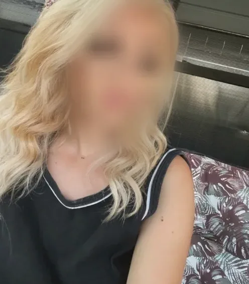 Carina, 30