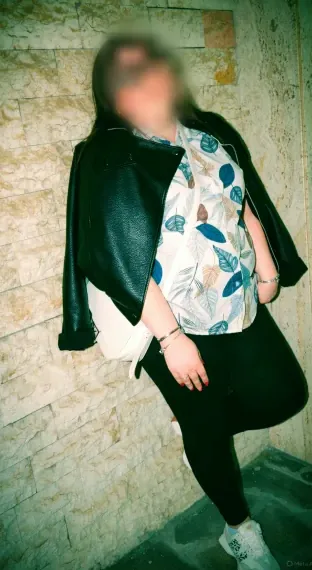 Janina, 29