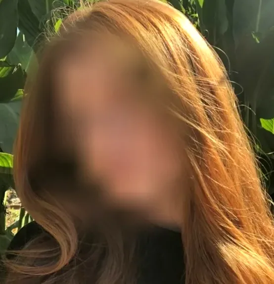 Pia, 23