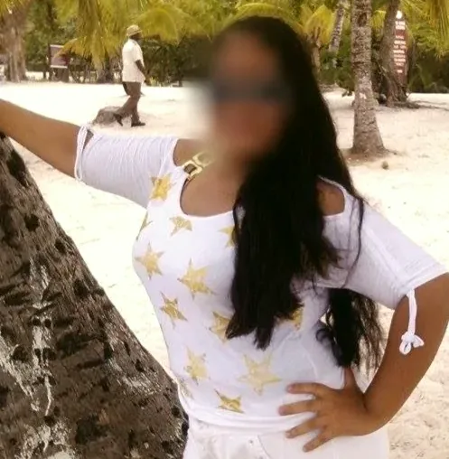 Simone, 28
